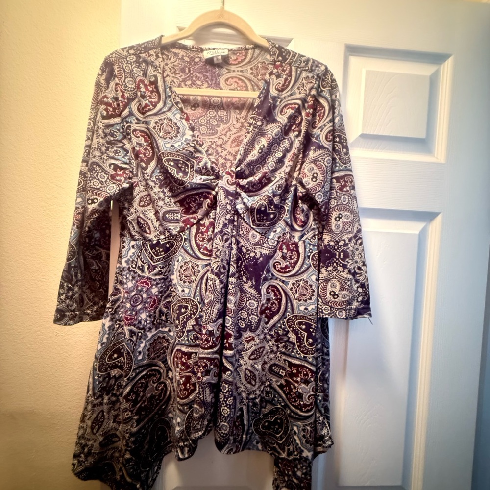 Elegant Paisley Women's Tunic